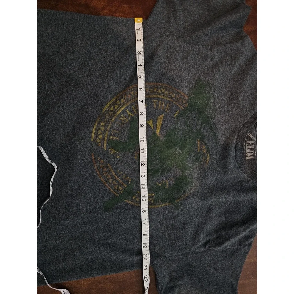 The‎ Legend Of Zelda Shirt Mens Large Gray Link Hyrule Crest Graphic Tee T-Shirt